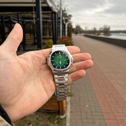 poedagar watch emerald